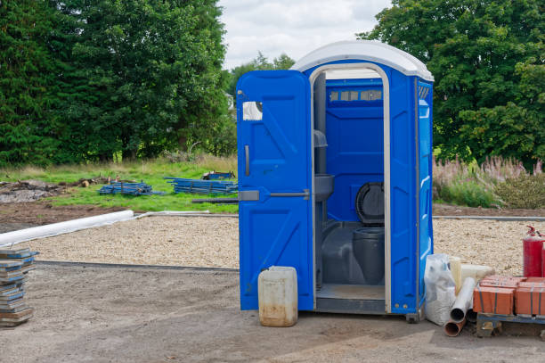 Types of Portable Toilets We Offer in Washington Heights, NY
